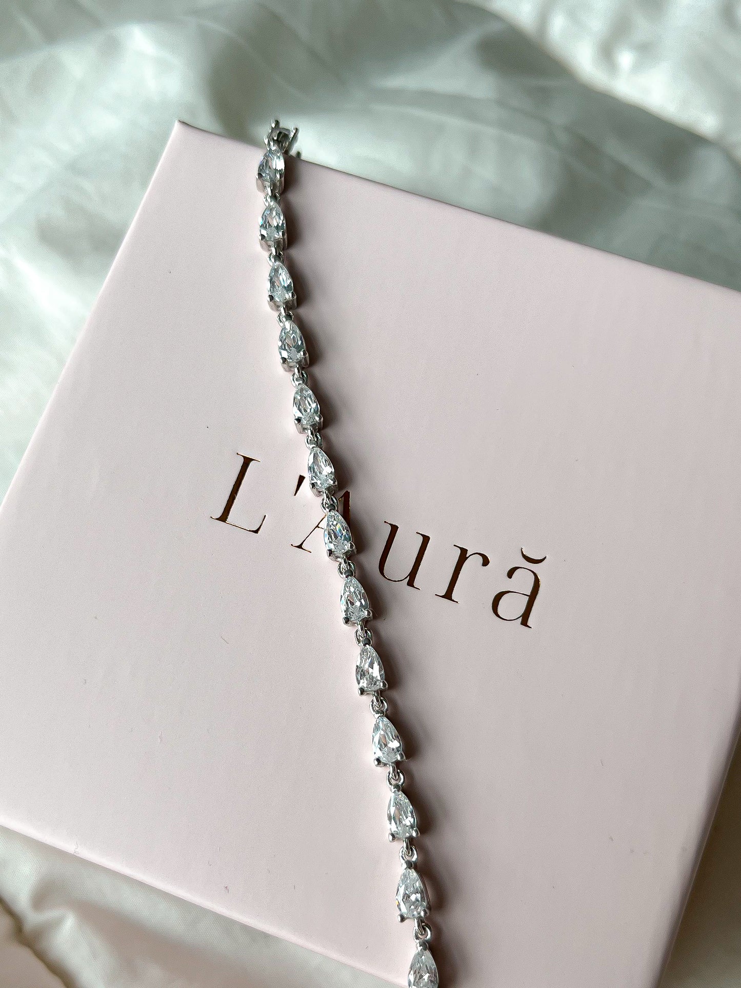 Silver Teardrop Bracelet